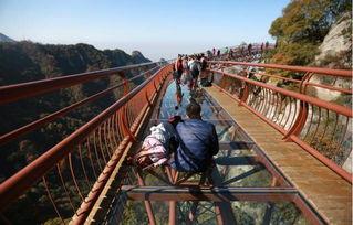 青岛91层玻璃栈道,挑战极限的云端漫步之旅